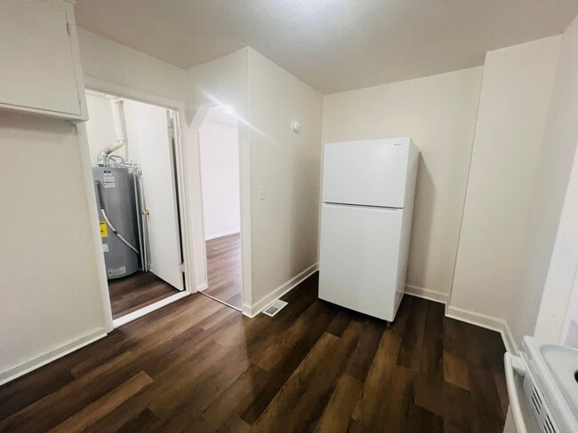 Building Photo - Beautifully Updated 4 Bedroom 1.5 Bathroom Home located Northeast Wichita, KS.