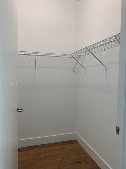 Building Photo - 3131 NE 188th St