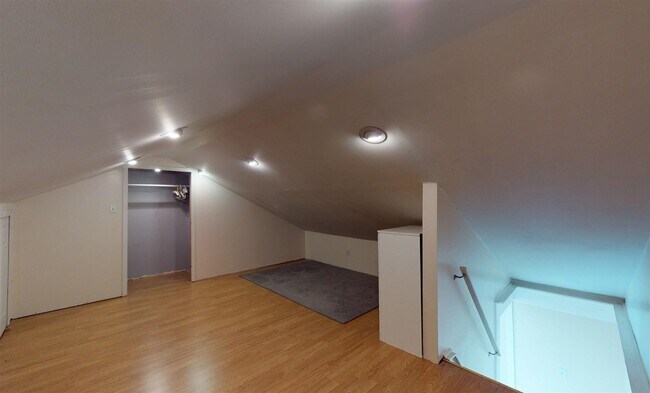 Building Photo - 32 Sentry Way