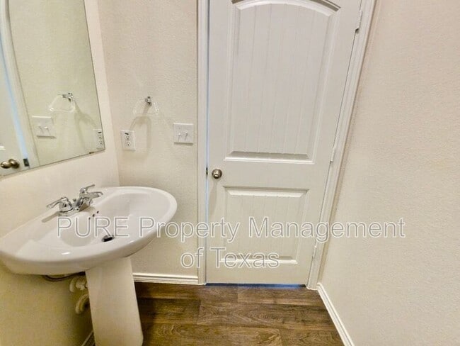 Building Photo - 13525 Open Wagon Trl