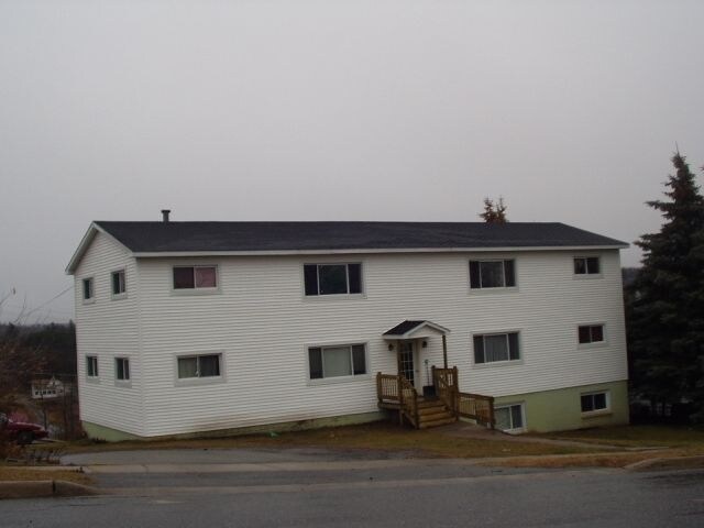 Primary Photo - 214 Crystal Ave