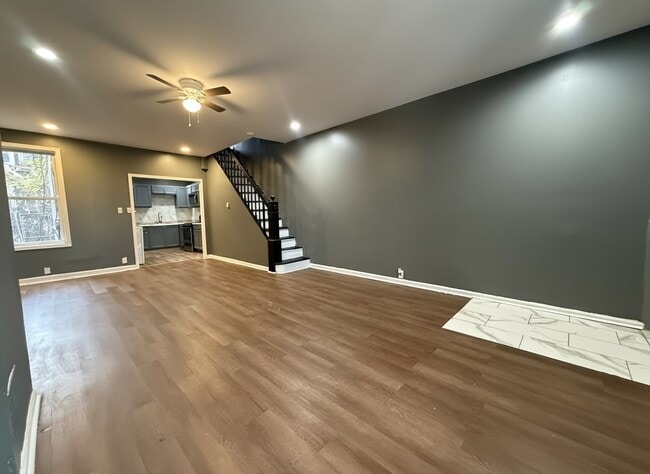 Building Photo - 5128 Ogden St