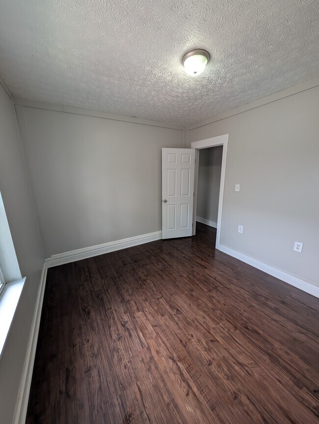 Second Bedroom 2 - 816 Wager St