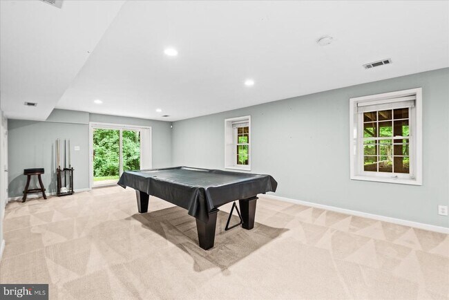 Building Photo - 80 Stonewall Dr