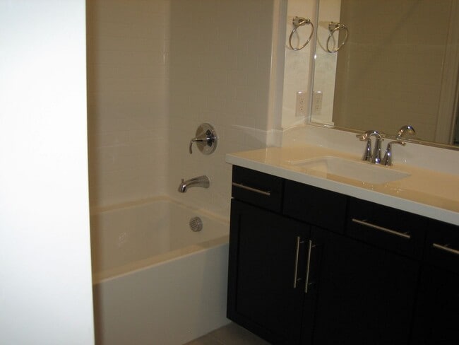 Building Photo - West Summerlin Townhouse - 1833-SqFt. - 3-beds, 2.5-baths, 2-car attached garage, Gated Comm.