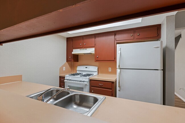 Building Photo - Rawhide Loop Duplex