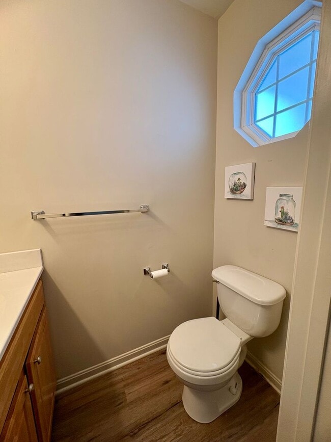 Building Photo - 3 Bedroom 2.5 Bathroom Townhome in Hummelstown!