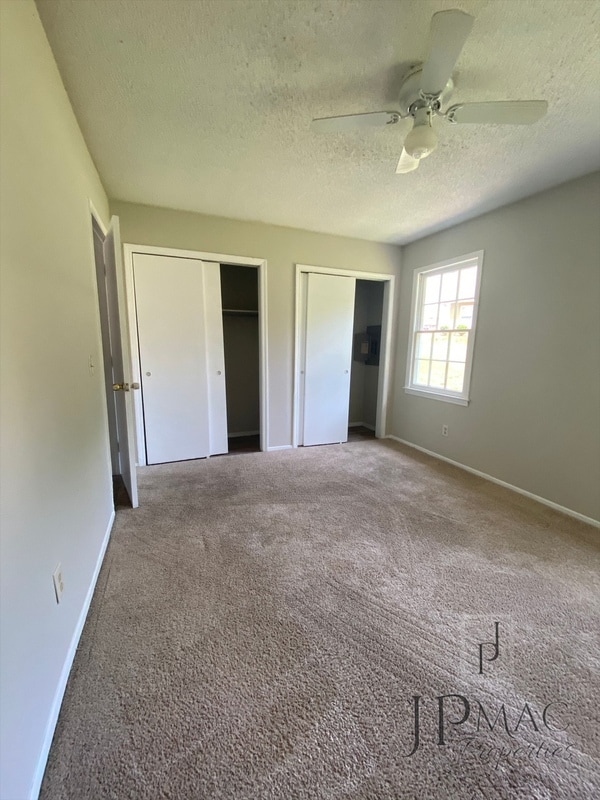 Building Photo - 18 Simmons Ct