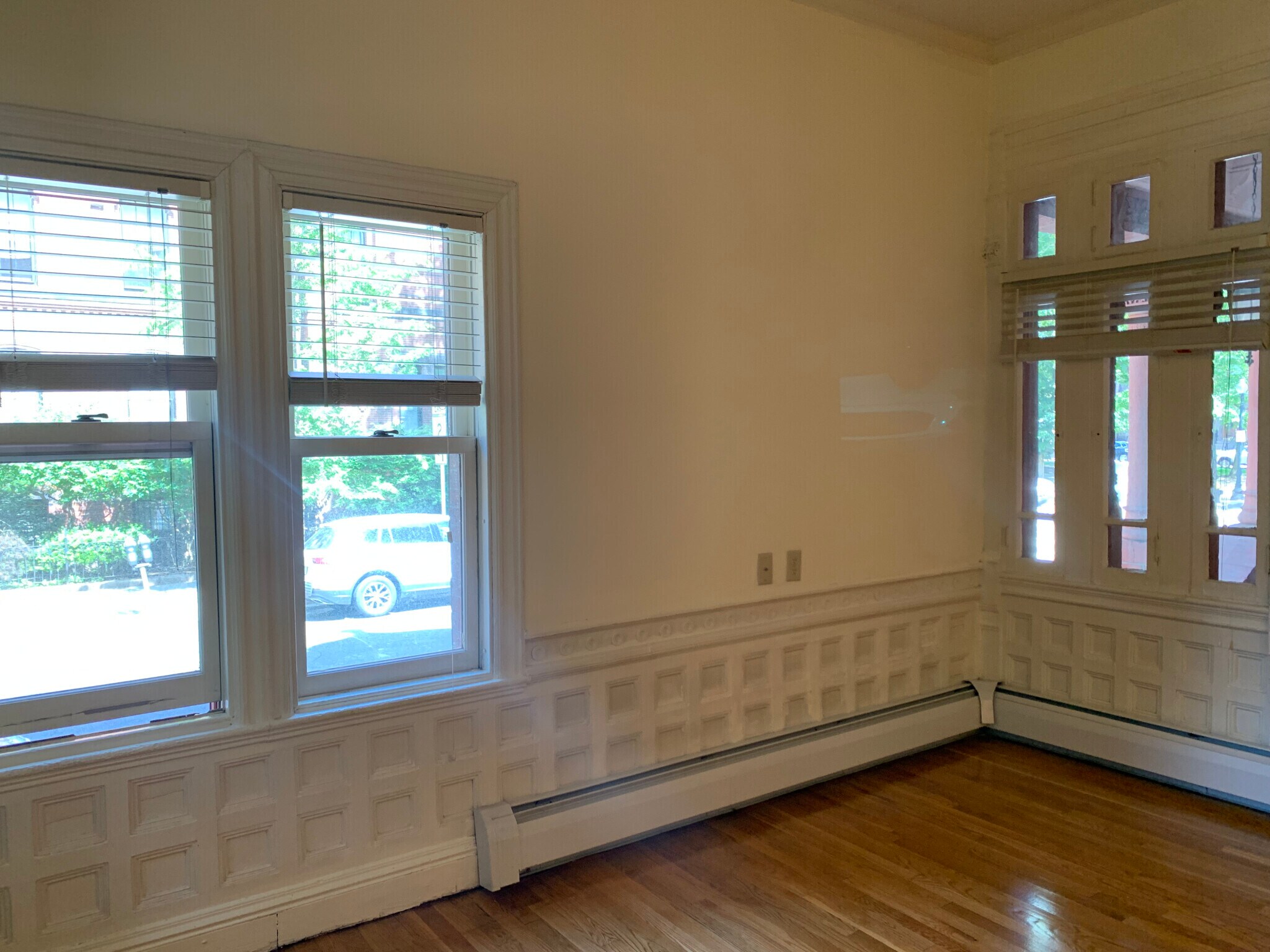 Building Photo - 195 Commonwealth Ave