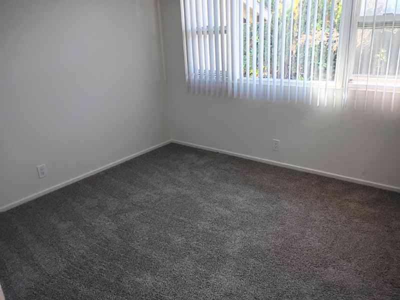 Building Photo - 851 Amigos Way