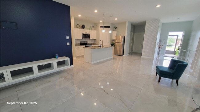 Building Photo - 1175 Lycaste Dr