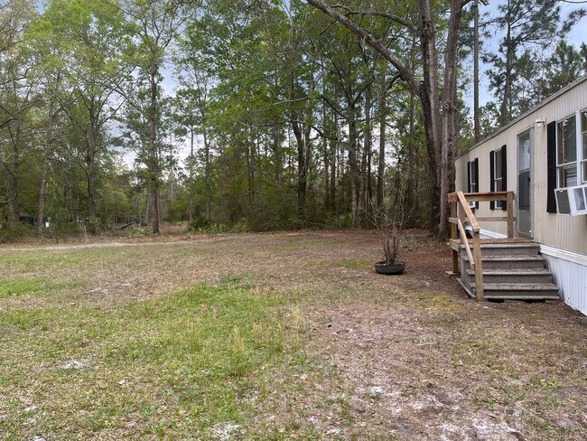 Building Photo - AVAILABLE NOW! Mobile Home with Large Yard in Guyton