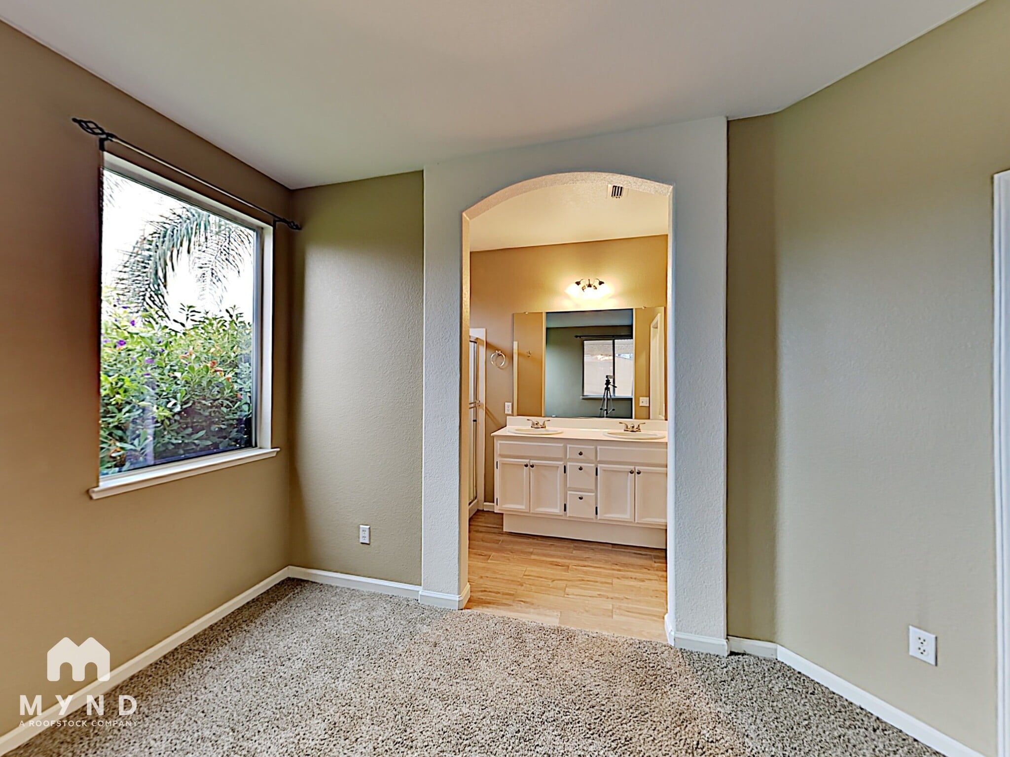 Building Photo - 133 Bridgeway Ct