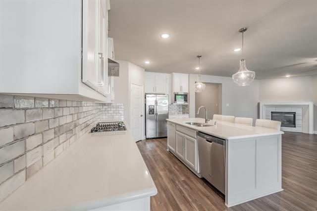 Building Photo - 8246 Cotton Patch Ln