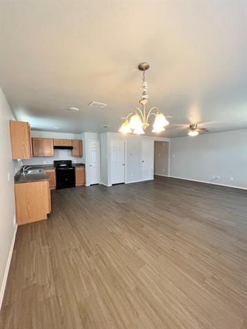 Building Photo - 5825 Mountain Bluff Dr