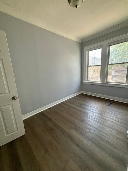 57 Mountainview Ave 1 - 61 Mountain View Ave