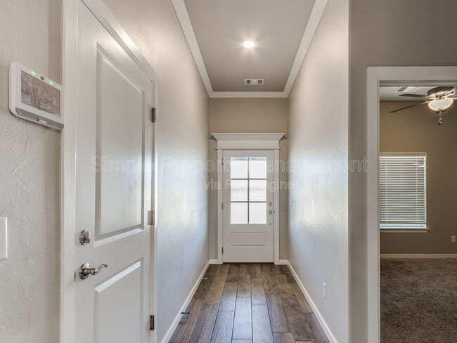 Building Photo - 4013 Palmetto Trail