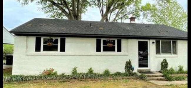 Building Photo - 412 Malboro Rd