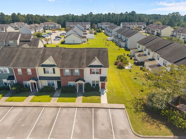 Building Photo - Welcome to Carolina Forest!