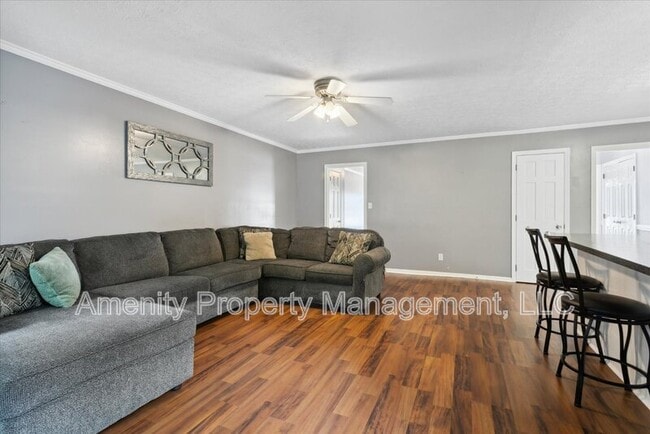 Building Photo - 32 Wainwright Dr