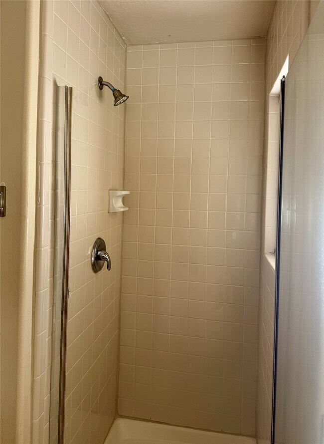 Building Photo - 2311 Slate Ridge Ln