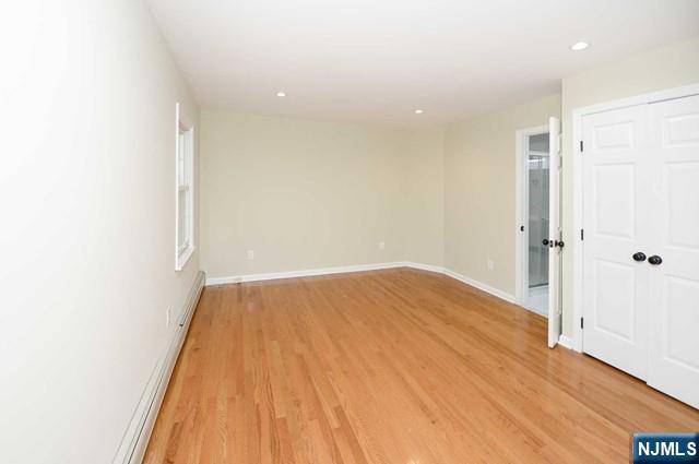 Building Photo - 13 Orangeburgh Rd