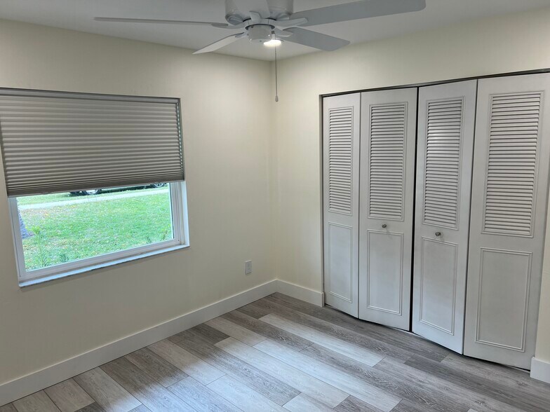 Building Photo - 968 Salzedo Ave