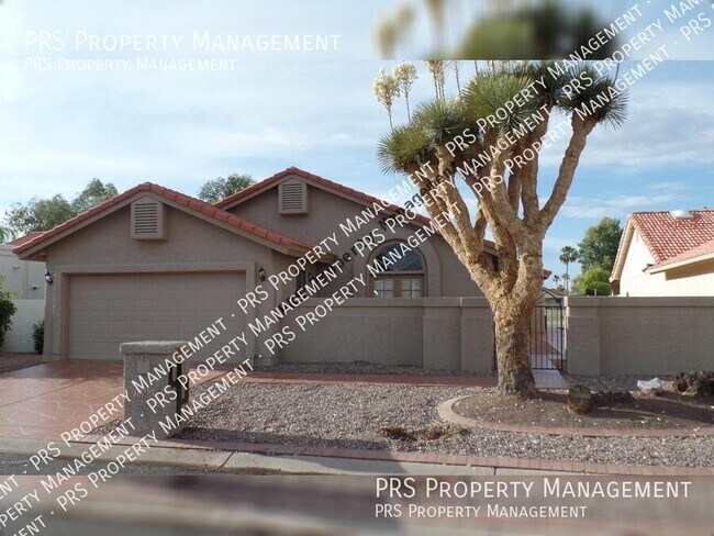 Primary Photo - 10906 E Navajo Dr