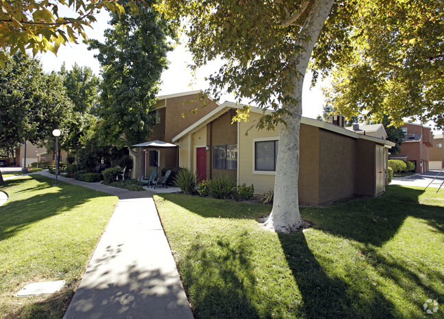 Primary Photo - Hidaway Townhomes