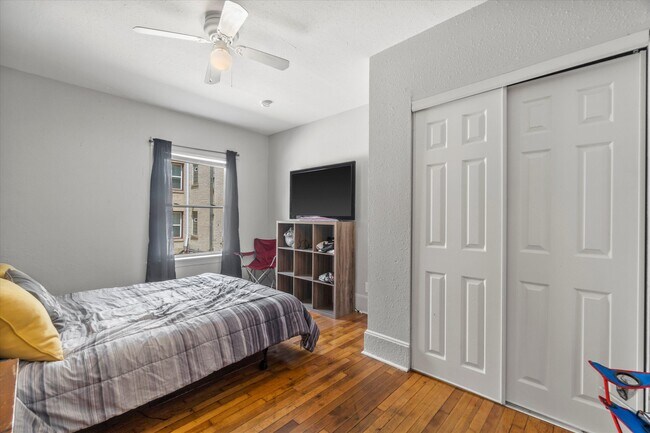 Building Photo - 748 N 34th St