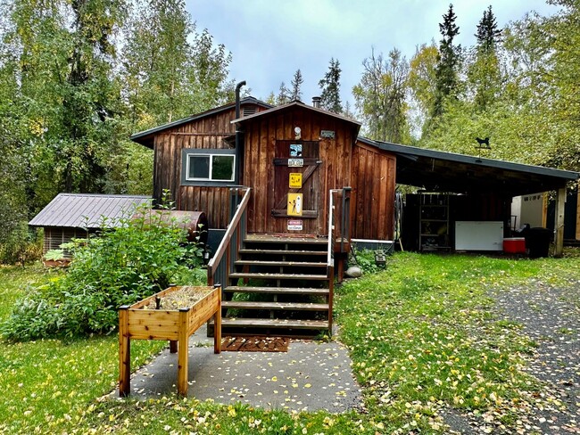 Primary Photo - SEASONAL FURNISHED CABIN