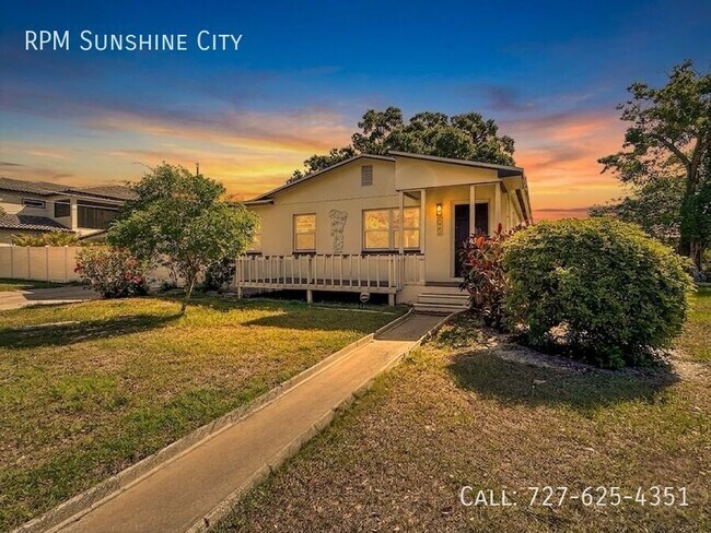 Building Photo - 2801 29th St N