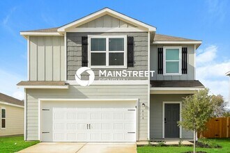 Building Photo - 5 Bedroom Pet-Friendly Home in New Braunfels, TX with Main Street Renewal