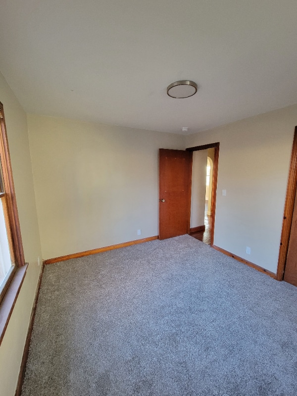 Building Photo - 311 S Park Ave