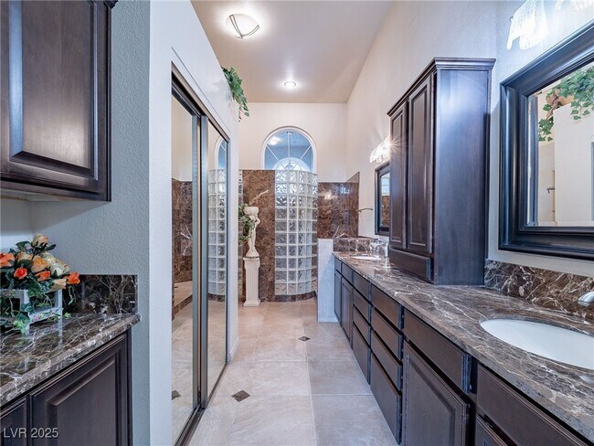 Building Photo - 2521 Seascape Dr