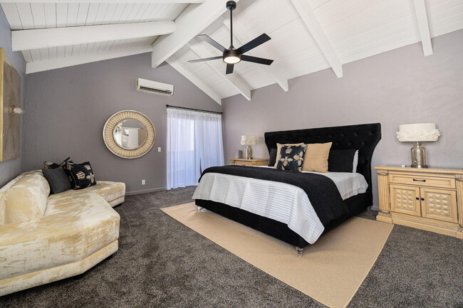Building Photo - 37710-37710 Los Cocos Dr E