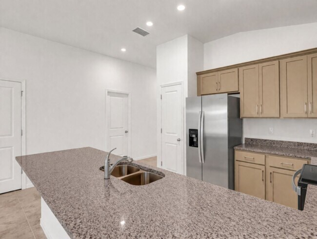 Building Photo - 2401 Jupiter Blvd SW