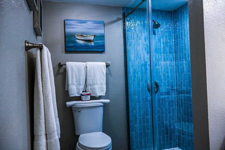 Building Photo - 5605 Gulf Blvd