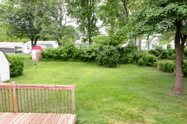 Building Photo - 12160 Bennington Pl