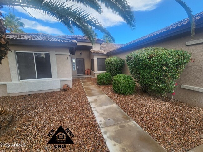 Building Photo - 14750 W Avalon Dr