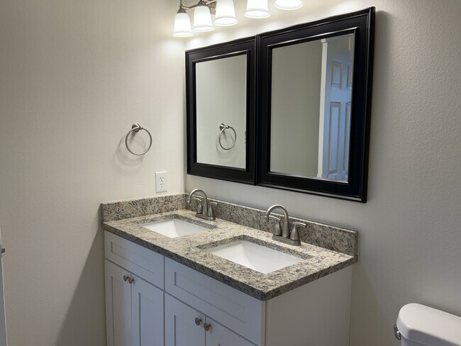 Building Photo - 27001 Cotton Key Ln