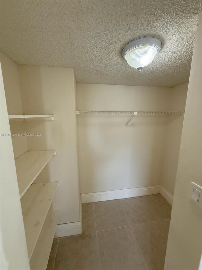 Building Photo - 675 NW 85th Ct