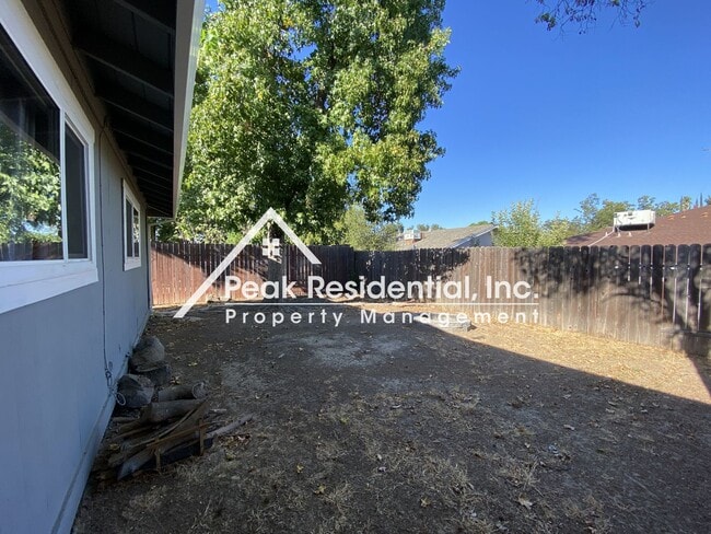 Building Photo - 6938 Tarocco Way