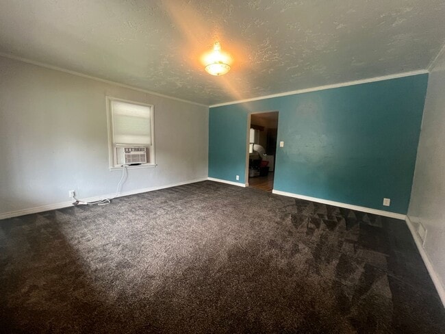 Building Photo - Wonderful Home in Spanish Fork, UT All utilities included