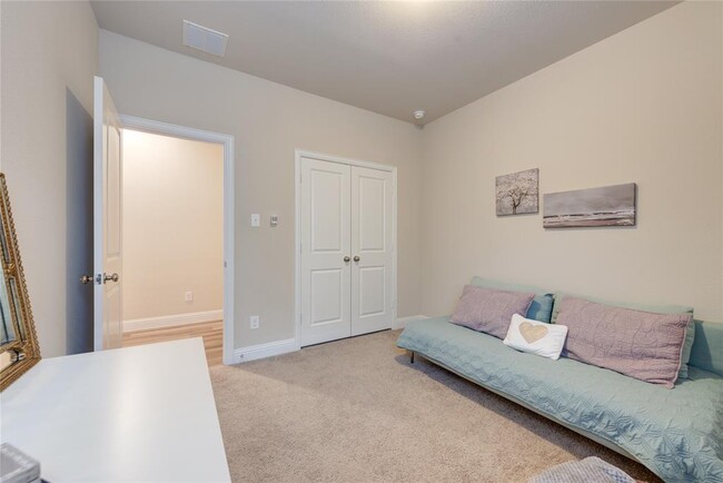 Building Photo - 3017 Bella Lago Dr
