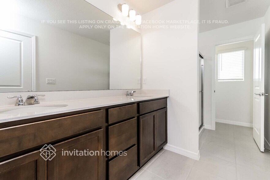 Building Photo - 6219 Sunny Time Ave