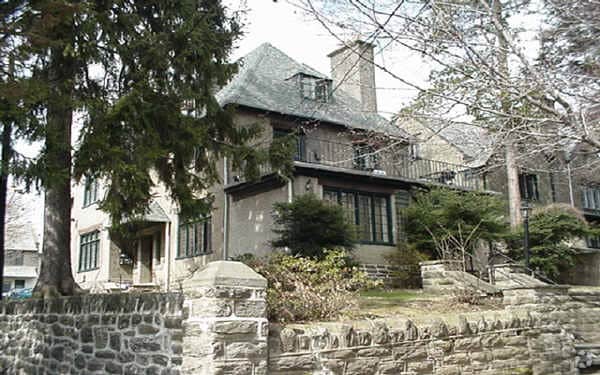 Primary Photo - 127 E Mermaid Ln