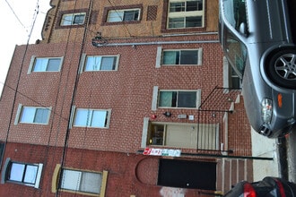 Building Photo - 774 S 15th St