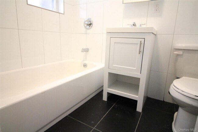 Building Photo - 291 Bonner Pl