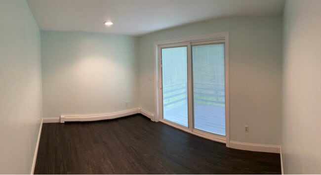 Building Photo - 13 Stanorm Dr